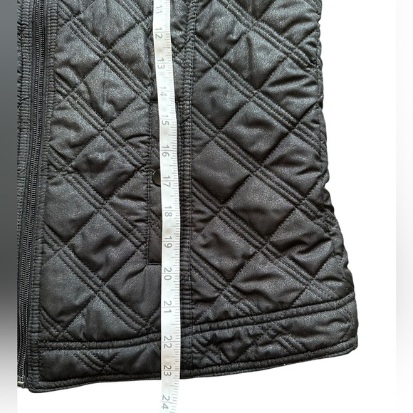 Chico’s Black Shimmer Quilted Zip Front Vest Size 1 - Picture 6 of 6